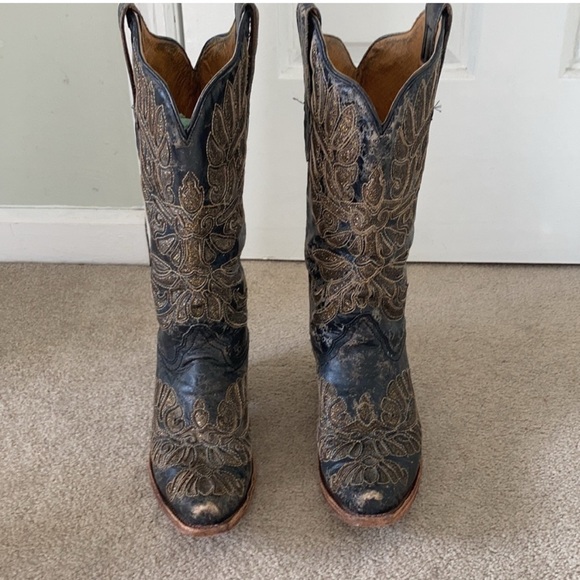 Embroidered Western Boots - Black and Gold - Picture 3 of 5